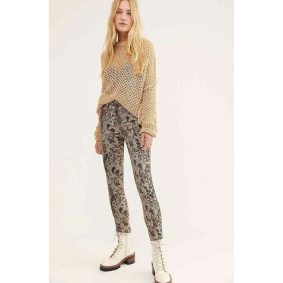 Free People Two Faced Snakeskin Python print skinny jeans Jeggings ankle 26 new - Picture 1 of 15